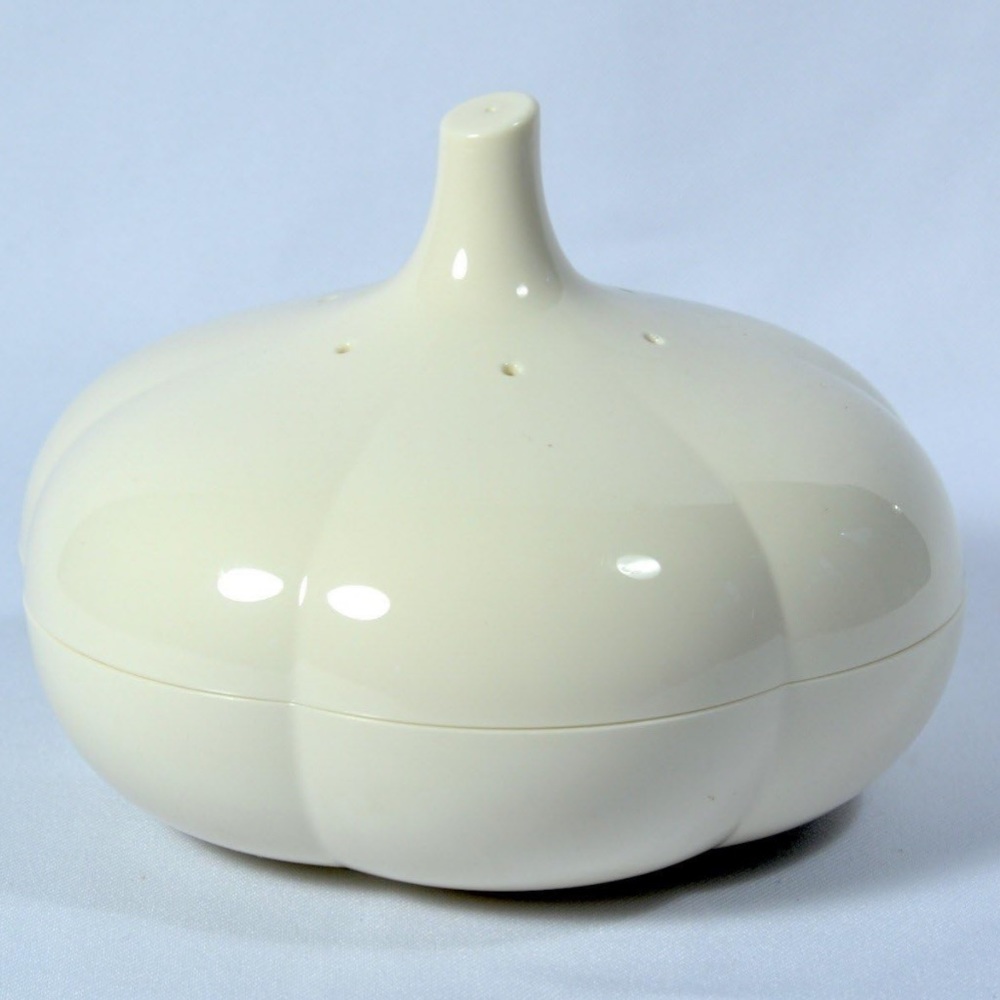 Tupperware Garlic keeper